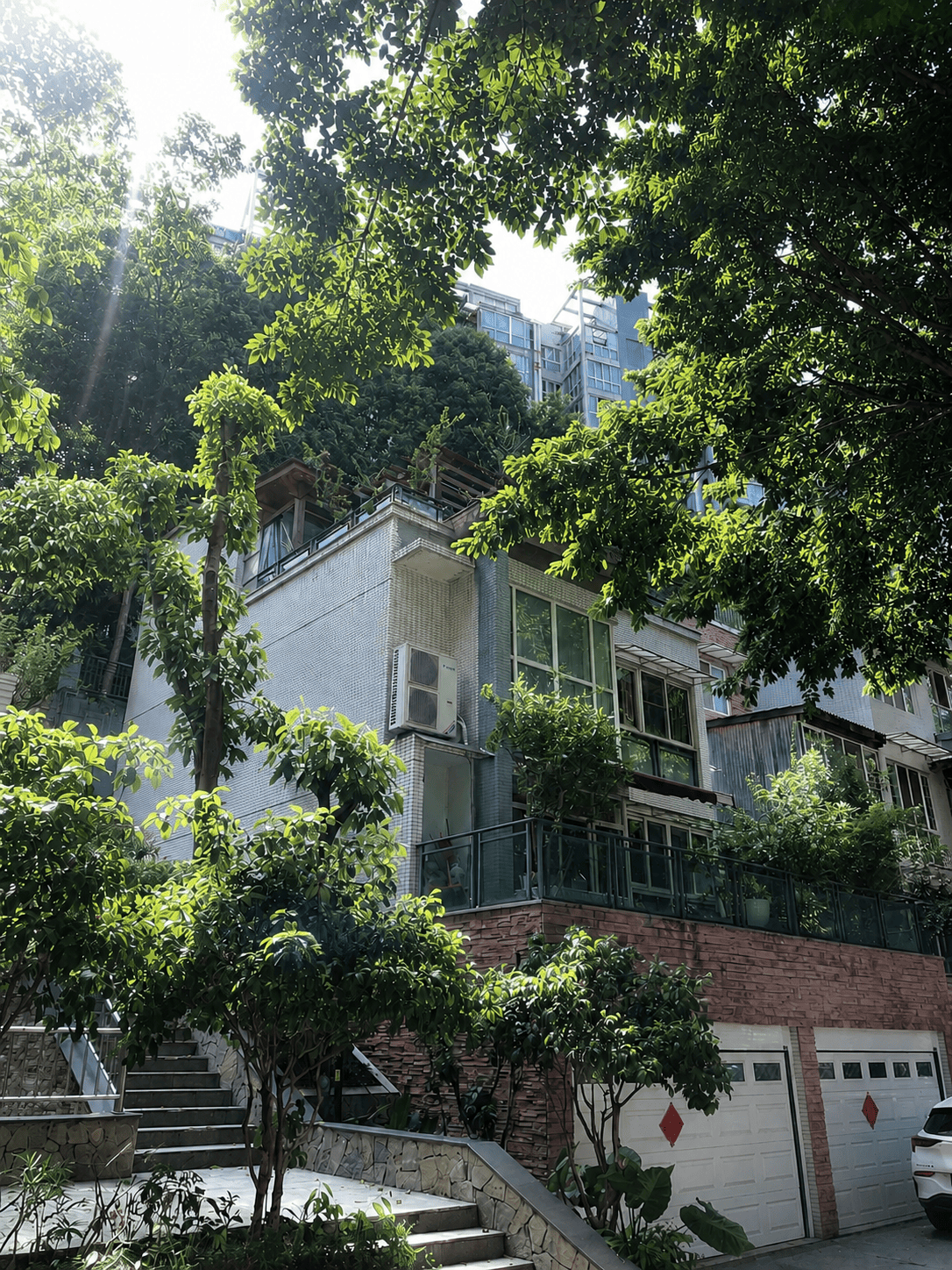 唐山岛居岁月从容升级：小小岛老别墅加装蒂升悦行款电梯